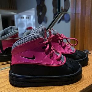 Toddler Nike Boots